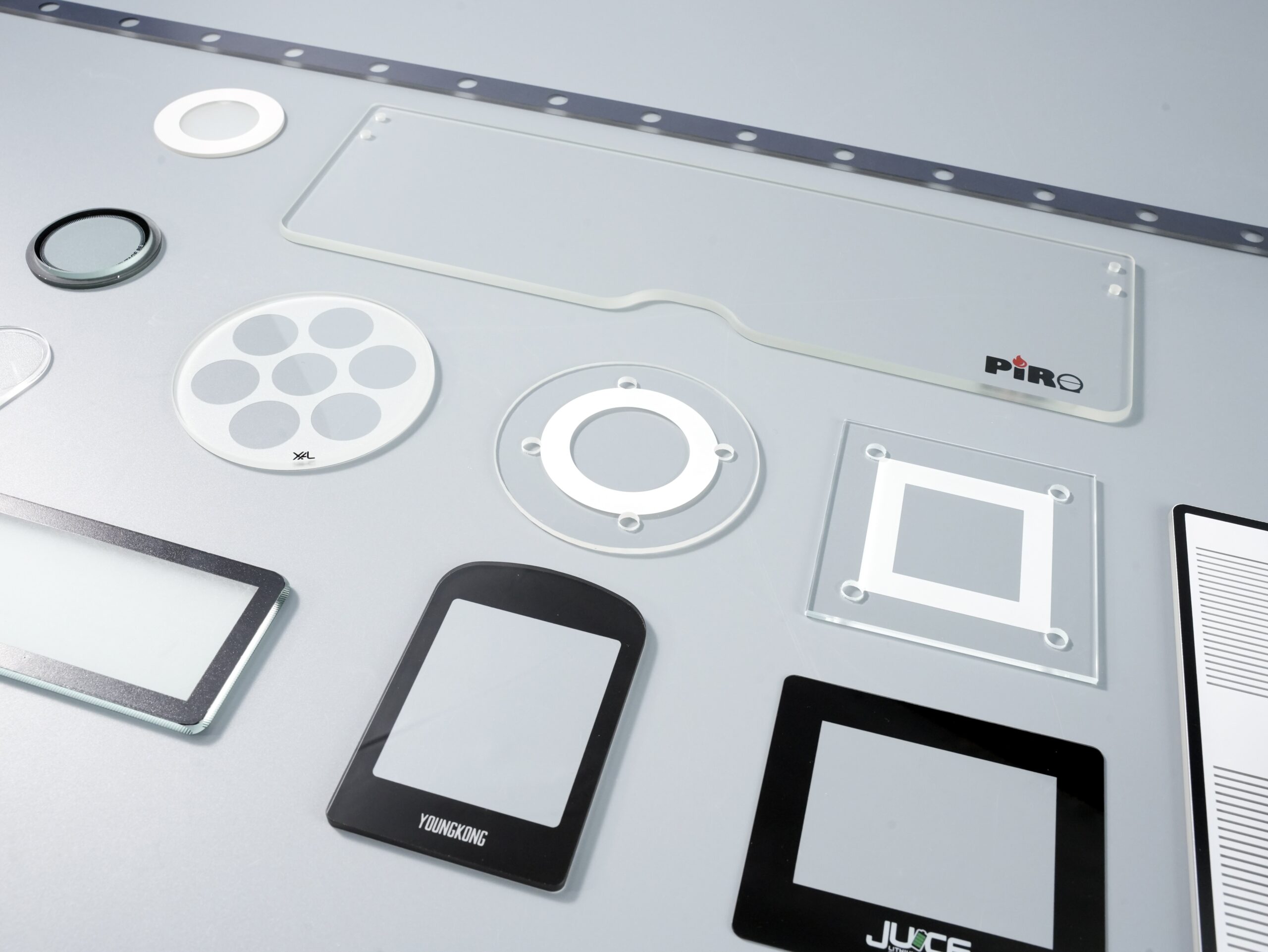 Glass Panels & Sheets